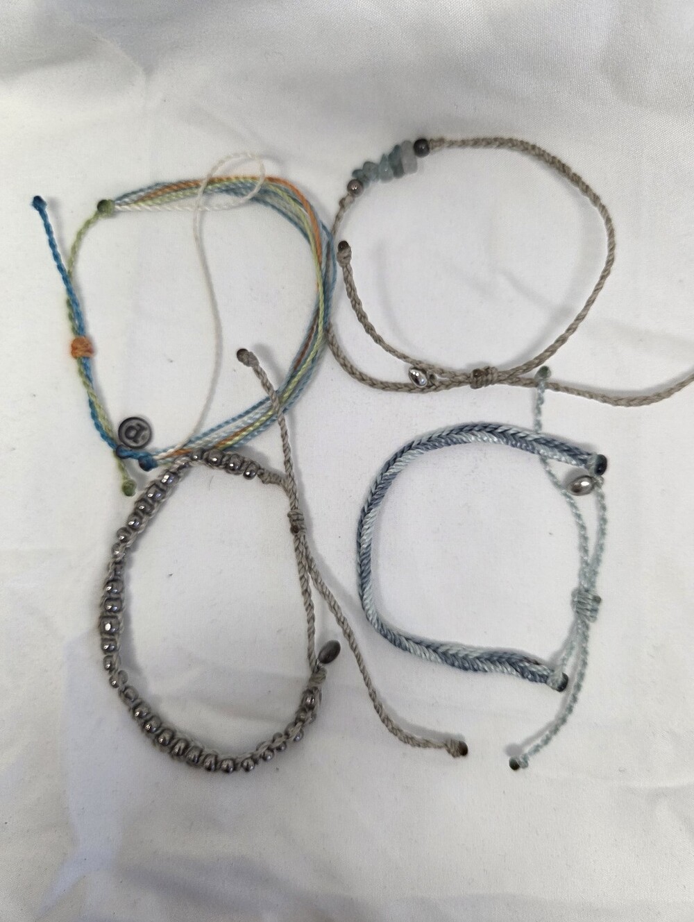 Bracelets - Picture 4 of 6